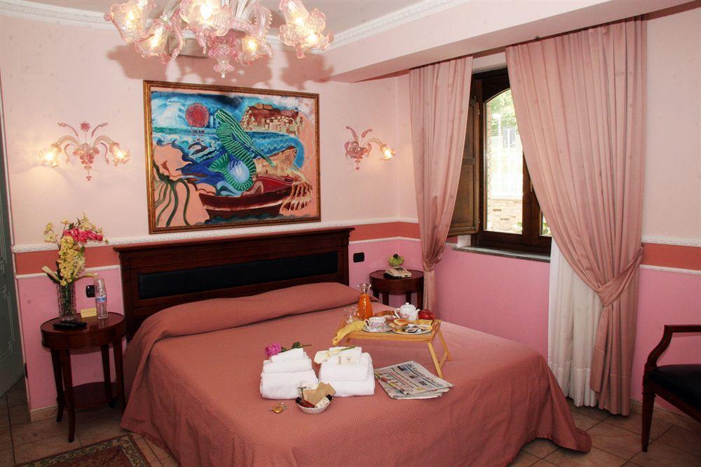 Hotel U' Bais Шилла Экстерьер фото