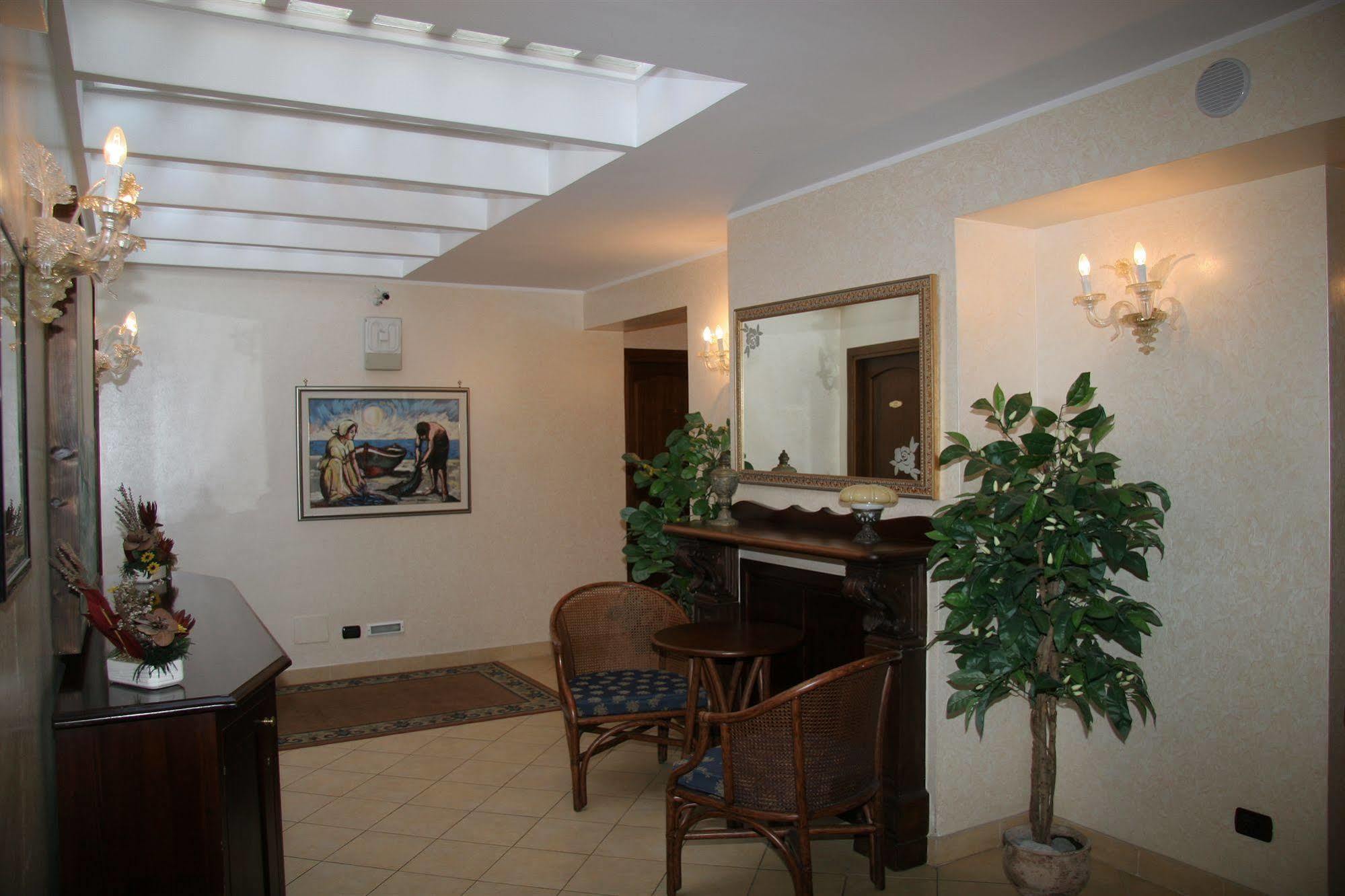 Hotel U' Bais Шилла Экстерьер фото